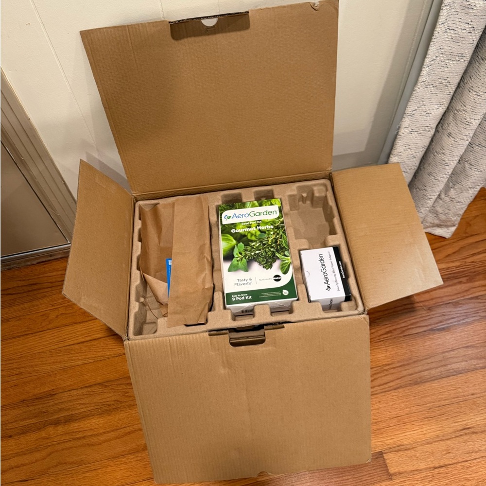 Bounty Elite Indoor Garden System - platinum stainless color - Picture 4 of 7